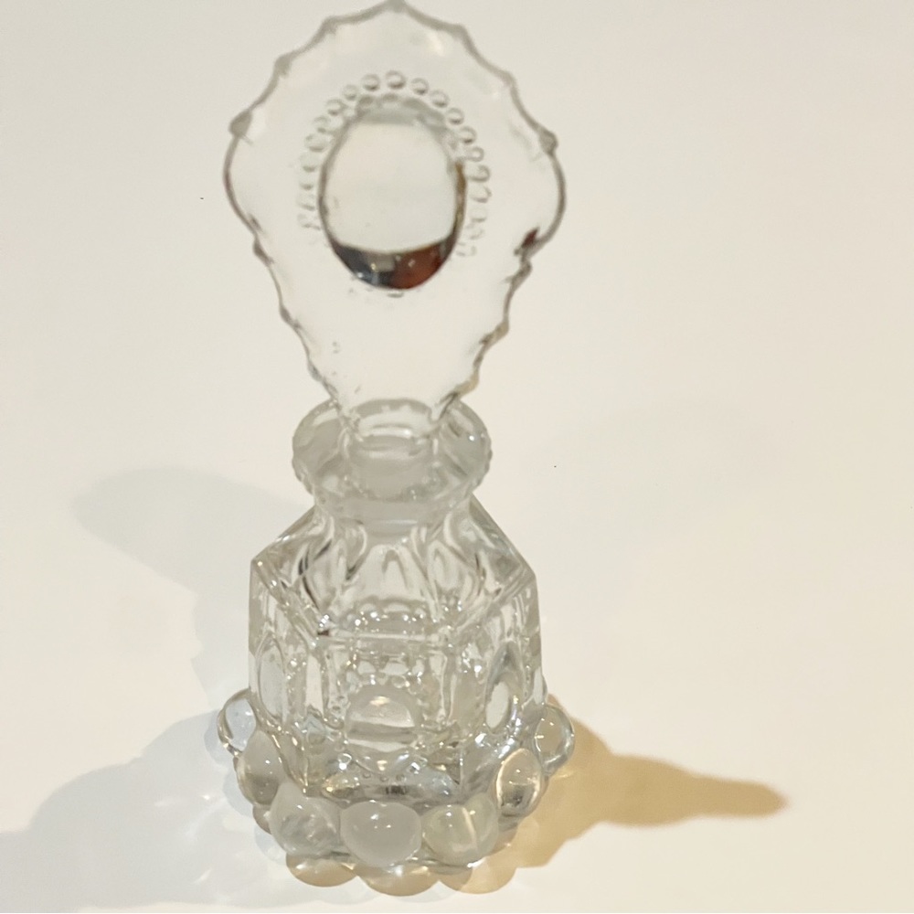 Vintage / Antique Perfume Bottle with Stopper Glass Crystal - Picture 6 of 14